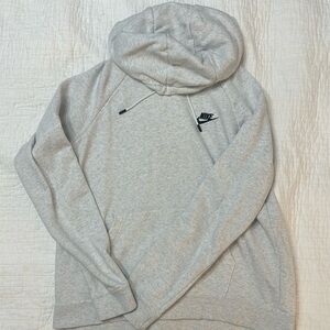 Women’s Nike sweatshirt